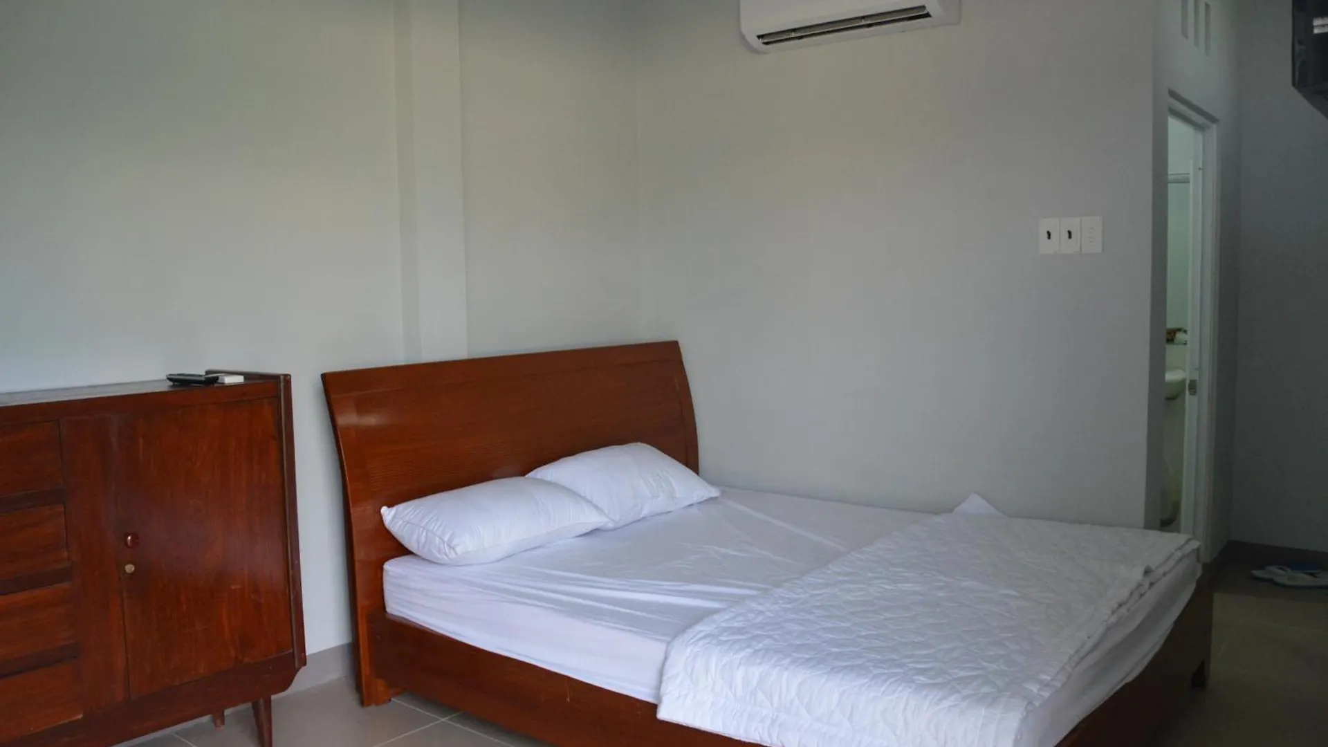 Phung Hoang Motel Βουνγκ Τάου